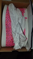 adidas x The Simpsons Stan Smith J Donut Sprinkles Junior’s 5 Women’s 6.5
