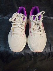 Reebok Kids Zig Dynamica Pink Athletic Running Shoes – Kids 6