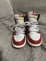 Size 1 (PS) – Jordan 1 Retro OG High Chicago Lost & Found