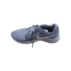 Size 7 (GS) – Nike Tanjun Low Wolf Grey – 818381-012