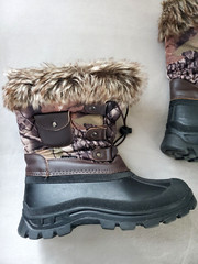 Duck Boots KSNOW Thinsulate Waterproof Camouflage Faux Fur Brown Big Kid Size 5