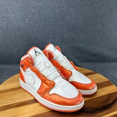 Jordan 1 Mid SE Metallic Orange White DM4228-800 Kids 7Y Womens 8.5 Sneakers