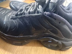 Nike Air Max Plus „Triple Black“ sneakers Youth Sz 5.5 CD0609-001 Retro
