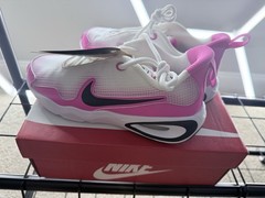 Nike Air Max Nova 5Y 6.5W