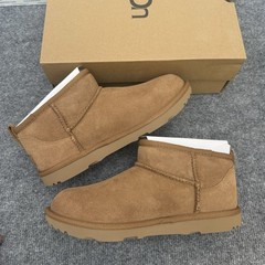 UGG Kids‘ Classic Ultra Mini Boot Size 5 Authentic with Original Box 1130750K