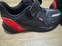 size 2.5 adidas Star Wars x 4uture RNR K ‚Black Scarlet‘ FV5792