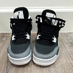 Youth size 4Y Jordan Air Jordan 4 Retro “Fear”