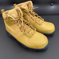 Nike Manoa Leather Boots Size Youth 6 / Women’s 8 Wheat Black BQ5372 700