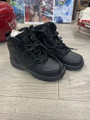 NEW Little Kid’s Nike Manoa Boots Black US Size 13C