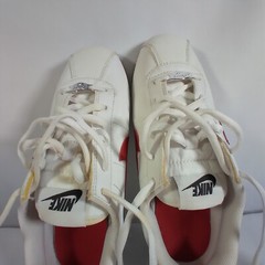 Nike Cortez Basic – Size: 5.5 Y, Color White, Red (904764-103)