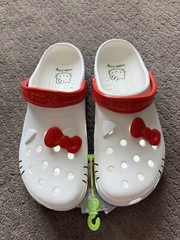 CROCS Unisex Classic HELLO KITTY Iam Clog Size M13 Sanrio