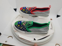 Mario Kart Super Mario Bros Slip on Shoes Sneakers Unisex Youth Size 13 Child