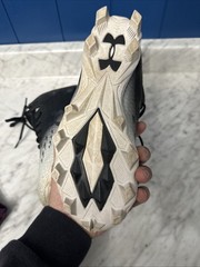 Under Armour Spotlight Cleats Youth Size 6Y Black White Molded Football Shoes