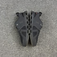 On Running Cloud 5 Triple Black Sneakers Youth US 6Y Athletic Shoes 3YD11440485