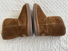 Ugg Koolaburra Chestnut Brown Leather Sherpa Lined Boots Kids 9