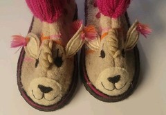 Garnet Hill Felted Wool Unicorn Slipper Boots Very Good Condition