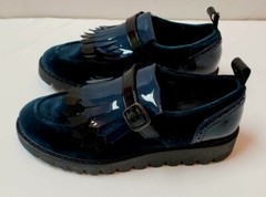 NIB Beautiful Designer MANUELA DE JUAN Blue Velvet/Patent Leather Shoes 32 SPAIN
