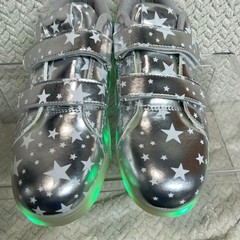 Link Kids 4 LED Light Up Silver Star Print Celestial Sneakers Novelty Kidcore