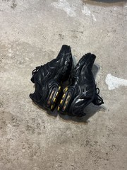 Nike Air Max Plus ‚Triple Black‘ Running Sneakers 6 Youth