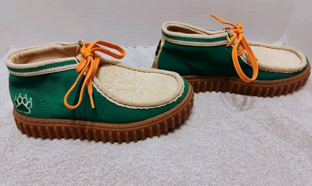 Stranger Things Clarks Kids Boots Hawkins High 1G 1 1/2 W Green Tan Netflix