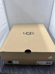 UGG Kids Classic II Boot Red 1017703K Kids Size 4