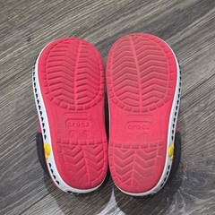 Crocs Mickey Mouse Kids Clogs Size 10/11 Red Black Croslite ExcelDisney