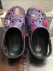 Crocs Classic Clog Pokémon Gengar Camo Purple Pink Black Adjustable Strap J4