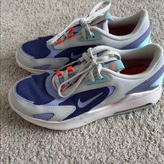 Nike Air Max Bolt Sneaker Multicolor Da Ragazzi CW1626-500 Purple – Size 6.5 Y