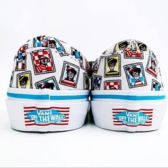 Vans Where’s Waldo Era Shoes Kids Size 2 Wendy Woof Postage Stamp