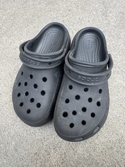 Crocs Youth (Big Kid) J 4 Classic Bae Platform Clogs Iconic Comfort Black