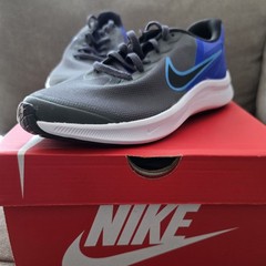 New Nike Star Runner 3 GS Kids Running Shoes Size 4.5Y (Women’s 6) DA2776-012