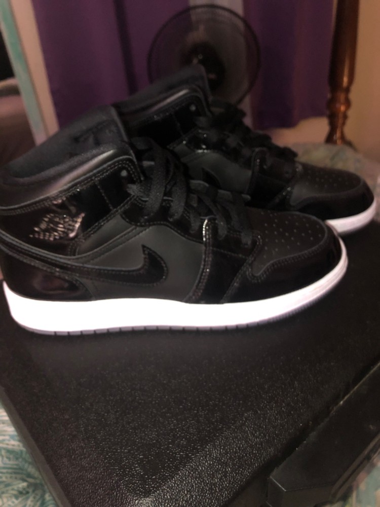 jordan 1 mid space jam size 7y