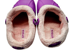 Crocs Mammoth Purple Fleece Lined Clogs Kid’s Size 2