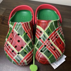 NEW Crocs Baya Holiday Plaid Clog Christmas Kids Size J3 Red Green White