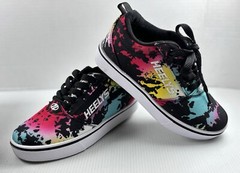 Heelys Pro 20 Prints Skate Shoes Kids Youth Size 2 Multi Dye, Black White in Box