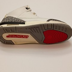 Jordan Air Jordan 3 Low White Gray Red Black Leather Sneakers Kids 6Y DM0967-100