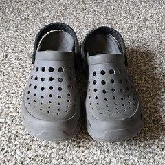 Joybees J5 Gray Clog Sandals Unisex Kids US 5 Rubber Slip-On Flat