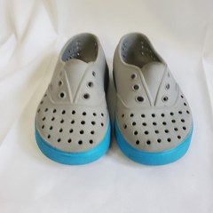native jefferson slip on grey and blue unisex kids shoes c7