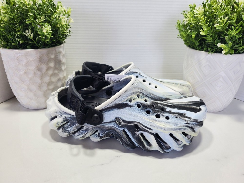 Crocs Echo Glow Marbled Clog Black / White 211883-0WU Youth J6 ⚫ New With Tags