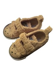 CONVERSE Chuck Taylor All Star Easy On Teddy Bear Fuzzy Shoes Toddler