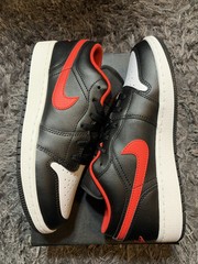 Size 6Y – Nike Air Jordan 1 Low GS ‘White Toe’ Black Red 553560-063 Brand New