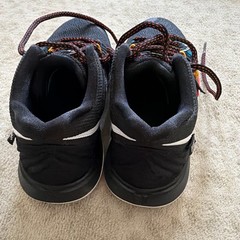 Nike Kyrie 5 Friends Black Multicolor Youth 4Y Women’s Men’s Basketball