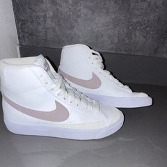 Nike Blazer Mid High Top Leather Sneakers White/Pink Kids 5Y DA4086-121