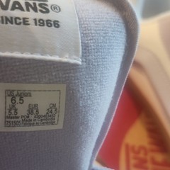 VANS Knu Skool Kids Sneakers Lavender/White Suede Low Top US 6.5 VN000D2TCPT