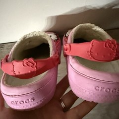 Crocs Hello Kitty Pink Red White Polka Dot Slip-On Clogs Unisex Kids 12