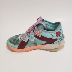 DN4177-400 Nike Lebron James 18 Low Mimi Plange Shoes GS Youth 5 Blue Daughters