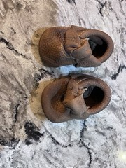 Freshly Picked Brown Leather Moccasins Kids Size 2
