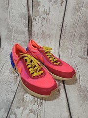 Nike WAFFLE ONE GS ‚HYPER PINK CRIMSON‘ Size 5.5Y / Women’s 7.5 NWOB