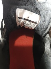 Size 2Y – Jordan 6 Retro 2019 Mid Infrared (384666-060)