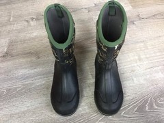 Bogs Kids Classic II Pop C Camo Mud Boots Youth Size 7 Waterproof Rated -30